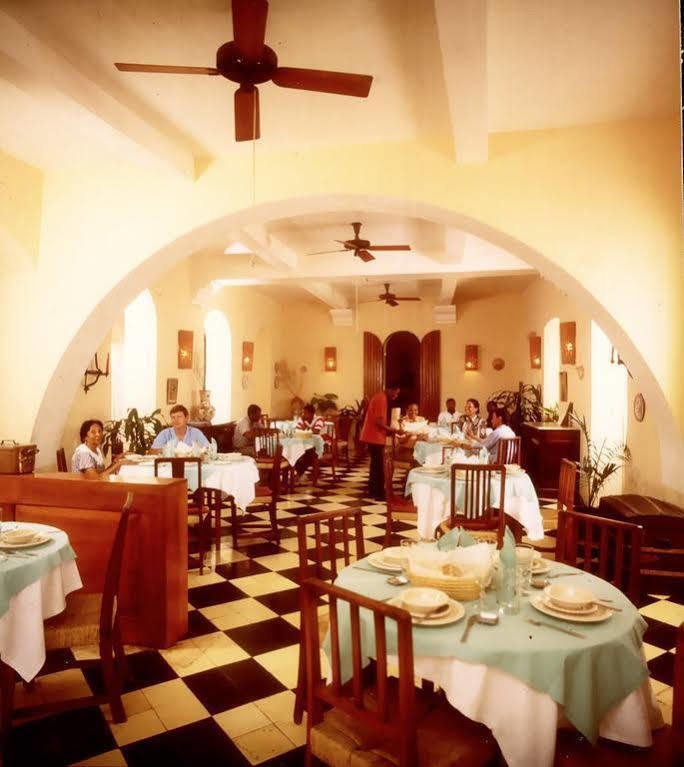 Hotel Du Roi Christophe Cap-Haïtien Esterno foto